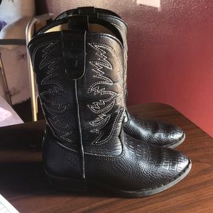 Kids black boots